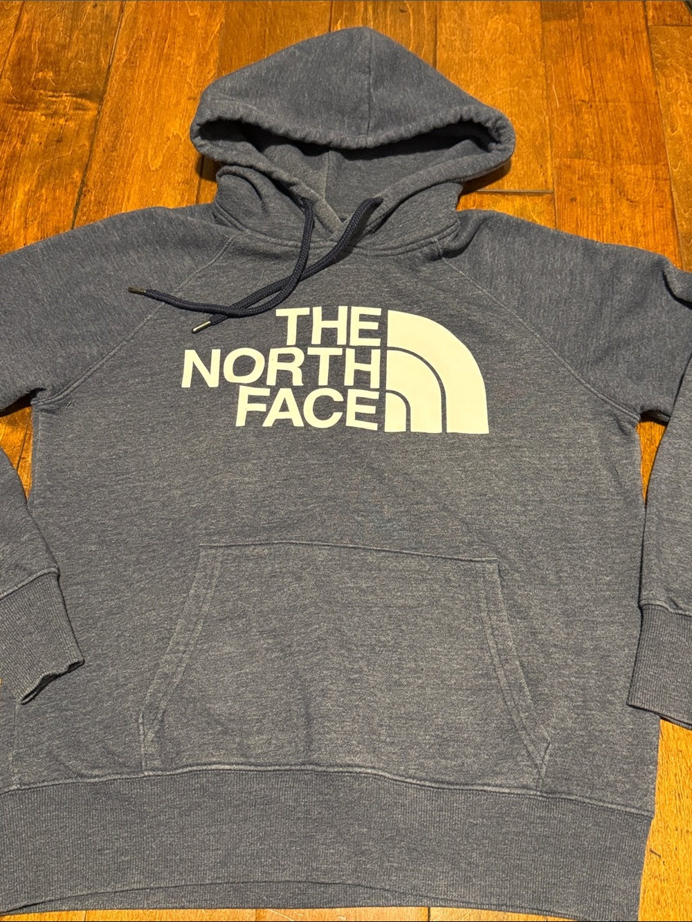The North Face Women's Heather Blue Pullover Hoodie XS